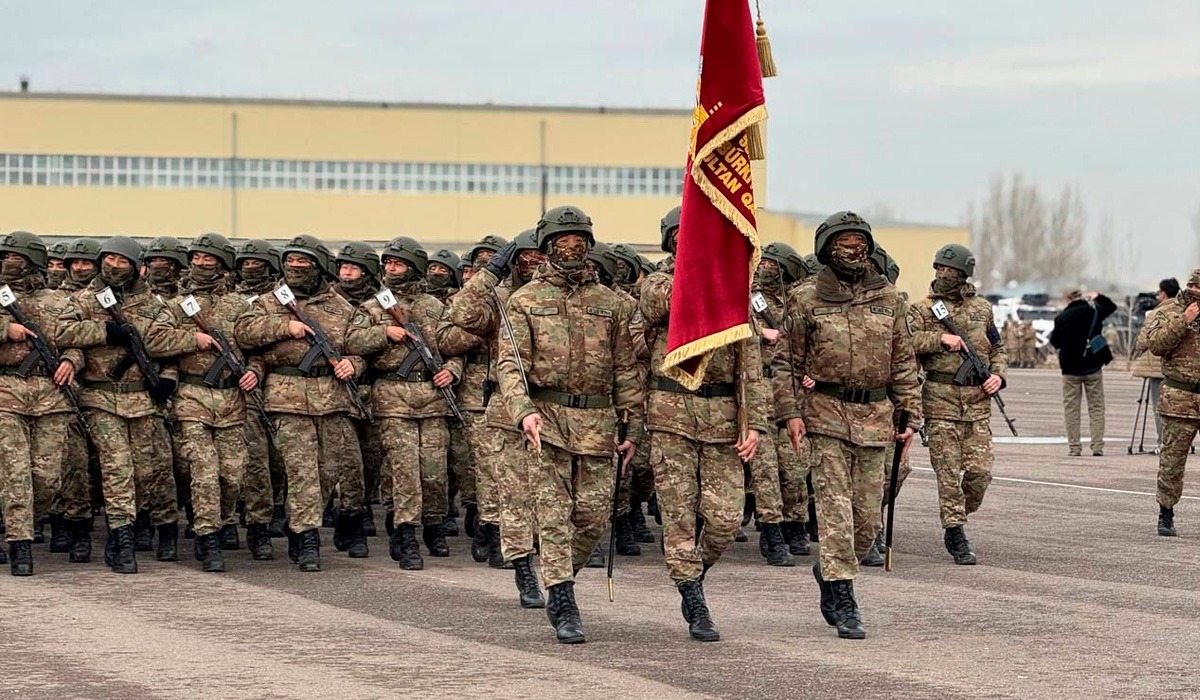 Порно ана мен қара нәсілділер